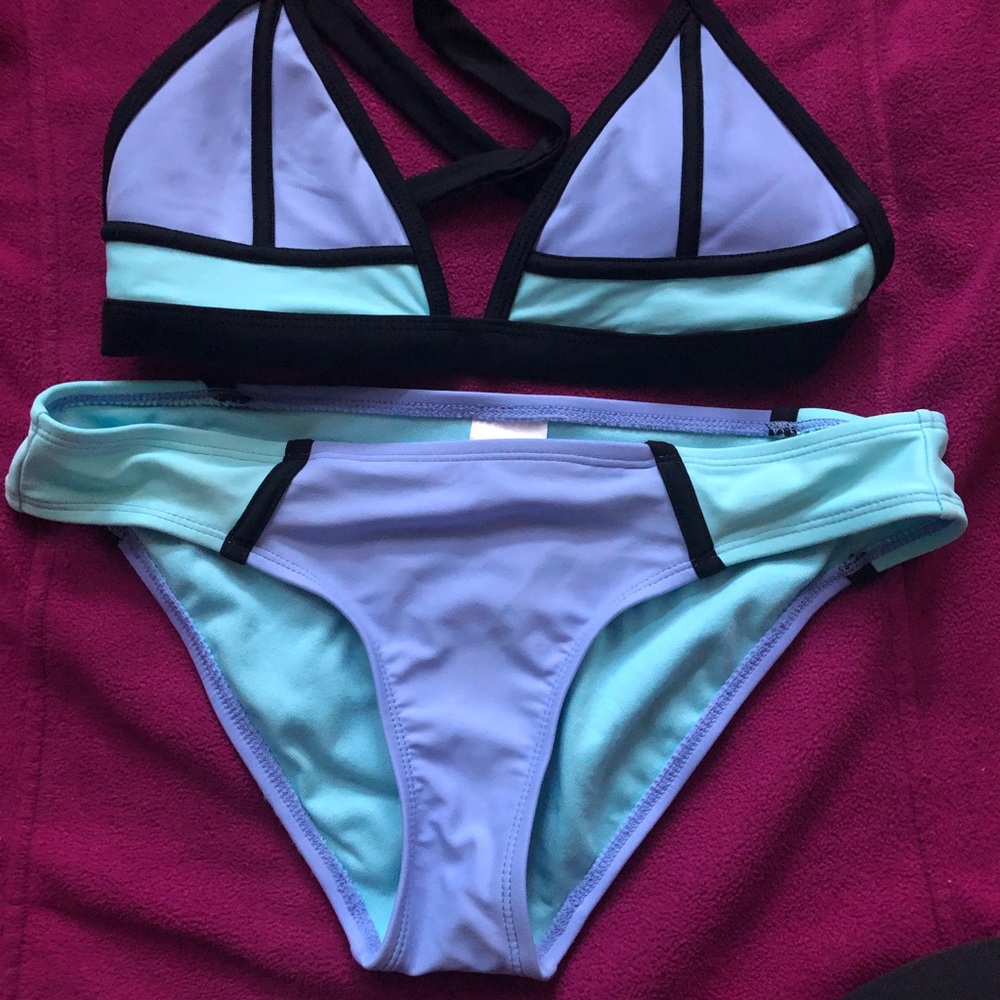 Women’s bathing suits